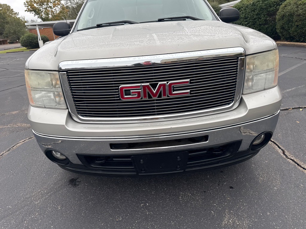 2009 GMC Sierra Image 8