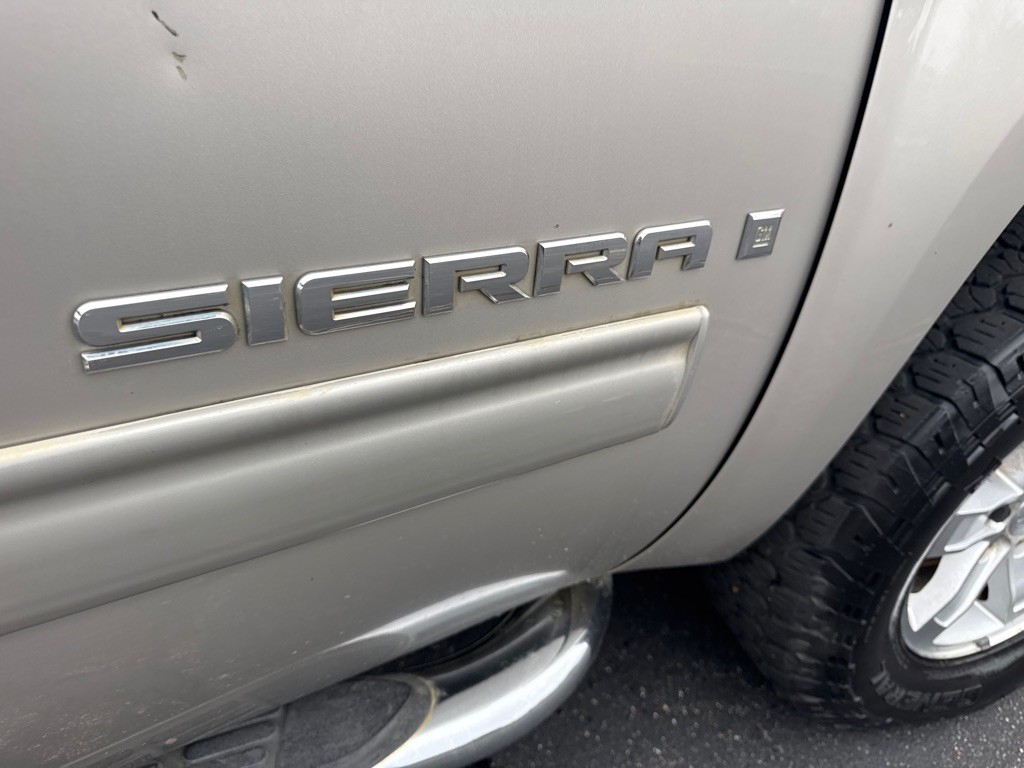 2009 GMC Sierra Image 16