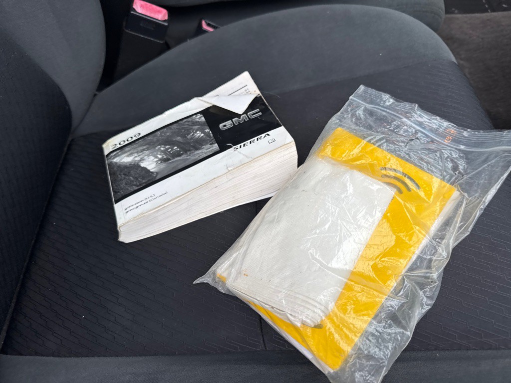 2009 GMC Sierra Image 19