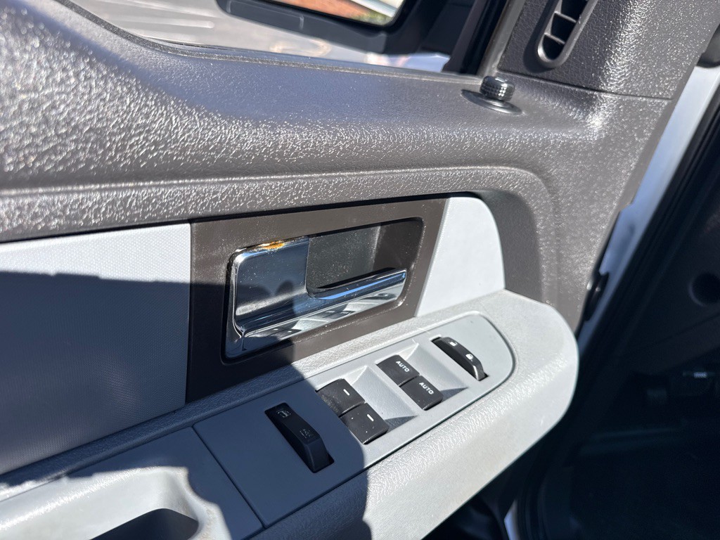 2013 Ford F-150 Image 29