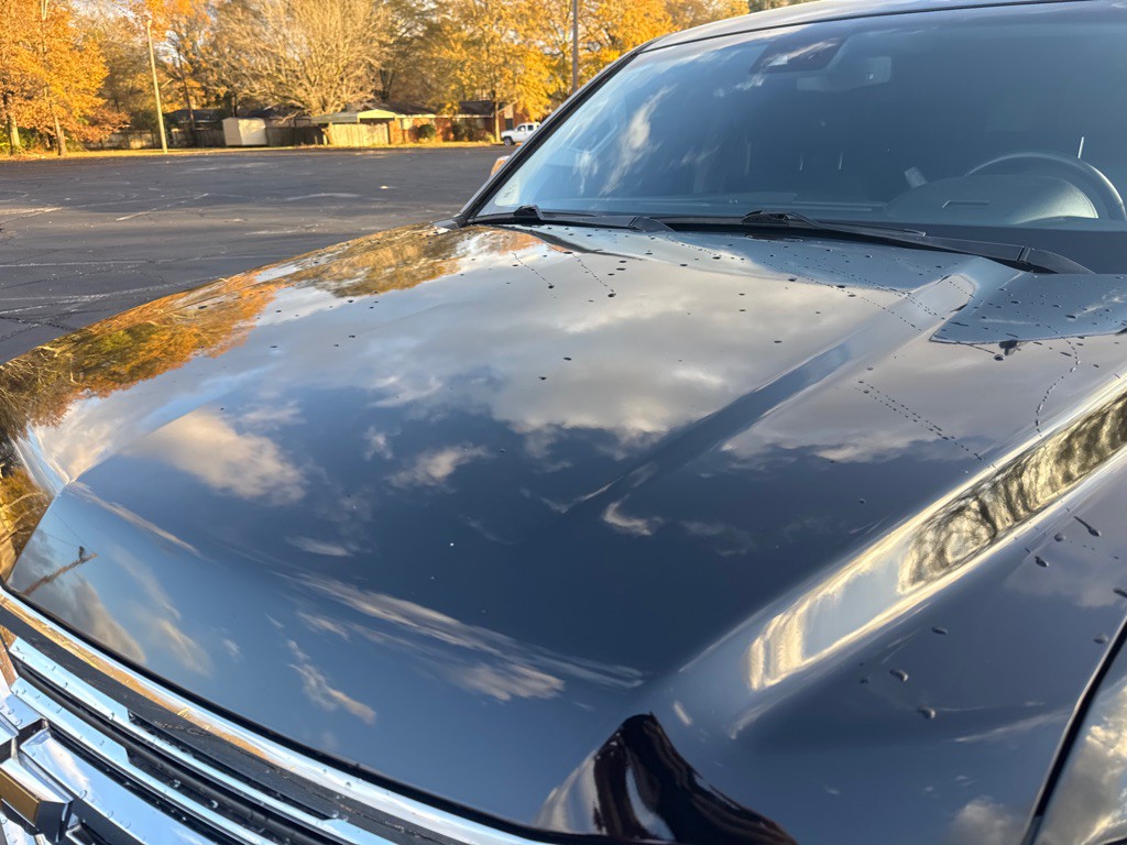 2015 Chevrolet Suburban Image 8
