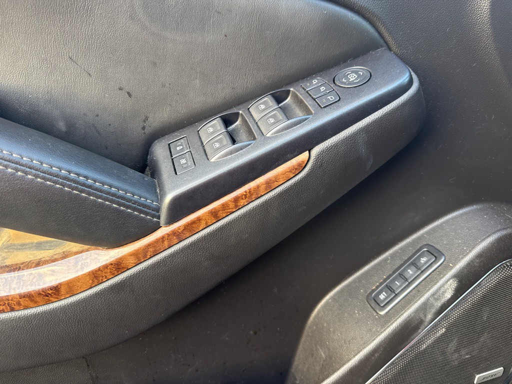 2015 Chevrolet Suburban Image 28