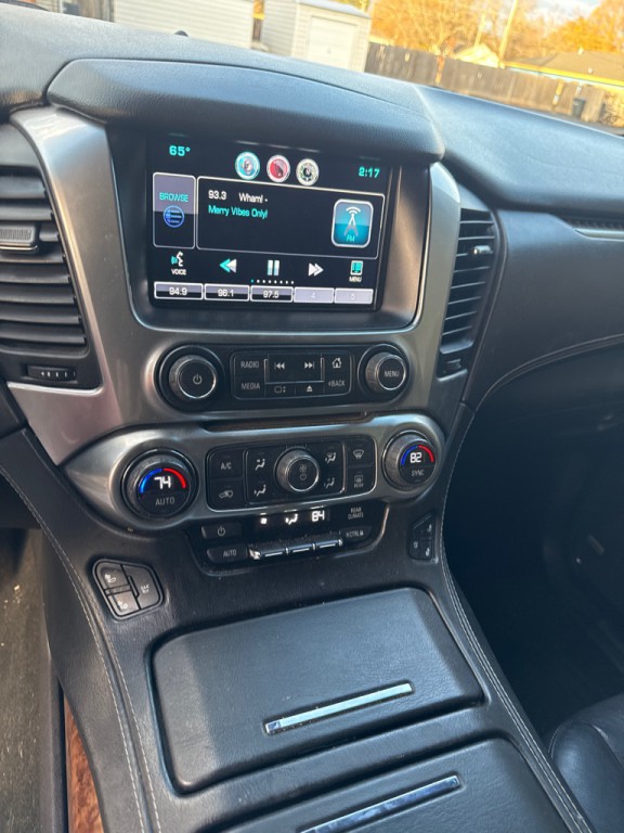 2015 Chevrolet Suburban Image 31