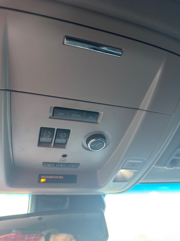 2015 Chevrolet Suburban Image 34