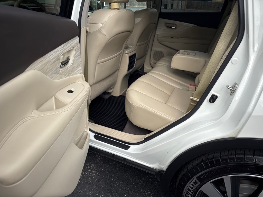 2017 Nissan Murano Image 11