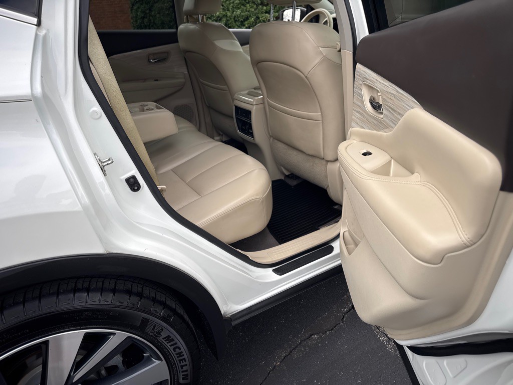 2017 Nissan Murano Image 21