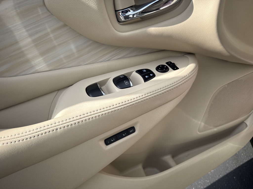 2017 Nissan Murano Image 33