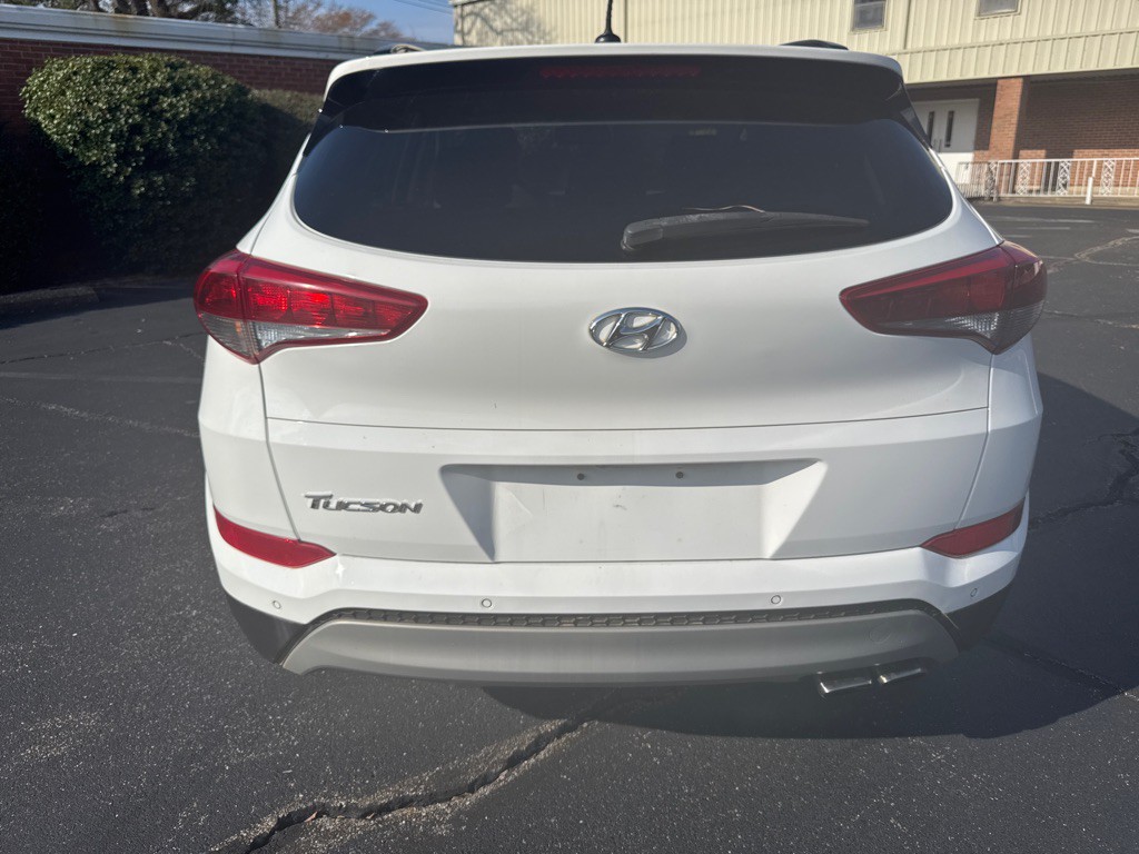 2017 Hyundai Tucson Image 3