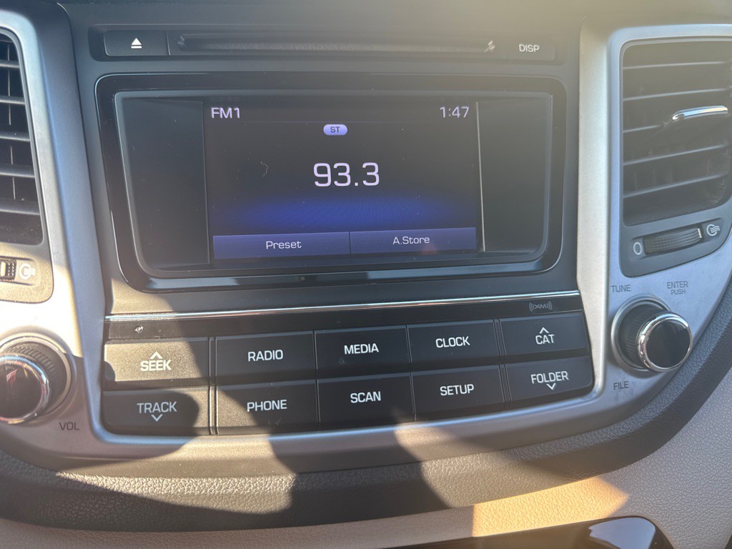 2017 Hyundai Tucson Image 34