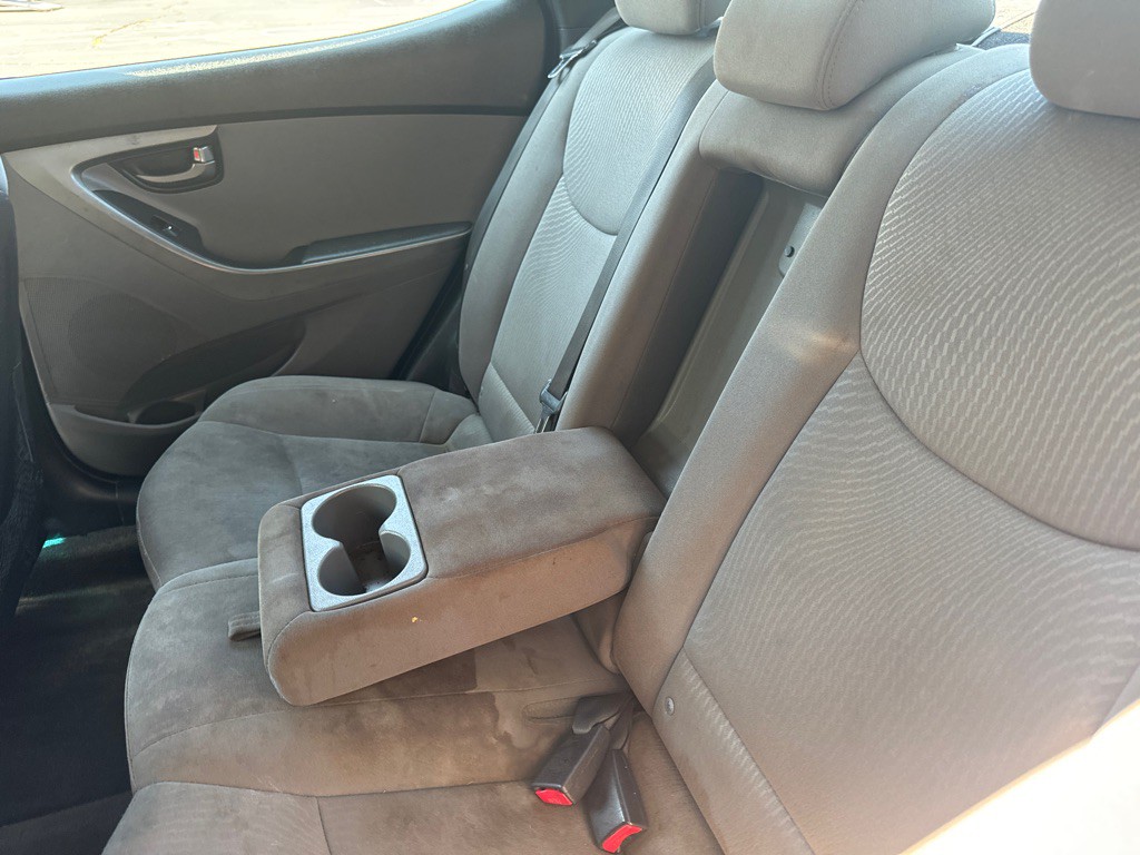 2015 Hyundai Elantra Image 10