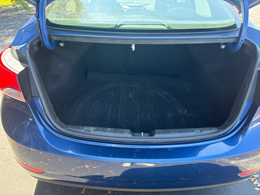 2015 Hyundai Elantra Image 13