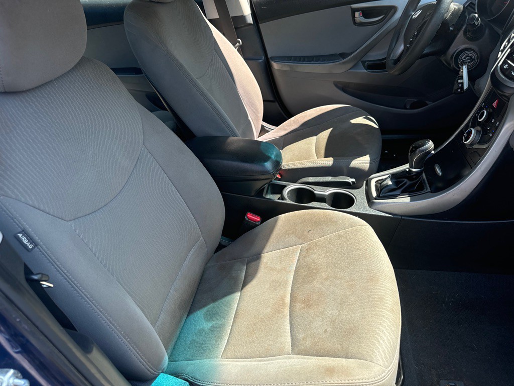 2015 Hyundai Elantra Image 19