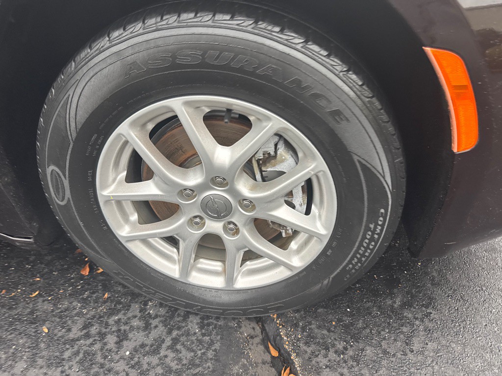 2017 Chrysler Pacifica Image 7