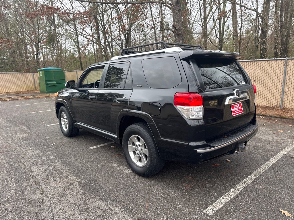 2013 Toyota 4Runner Image 2