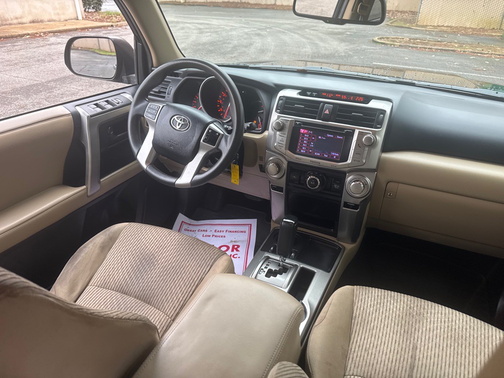 2013 Toyota 4Runner Image 23