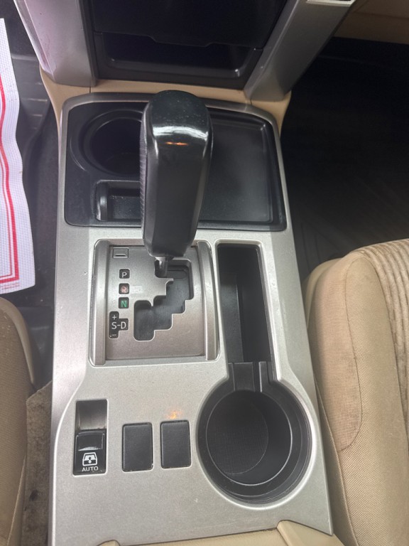 2013 Toyota 4Runner Image 34