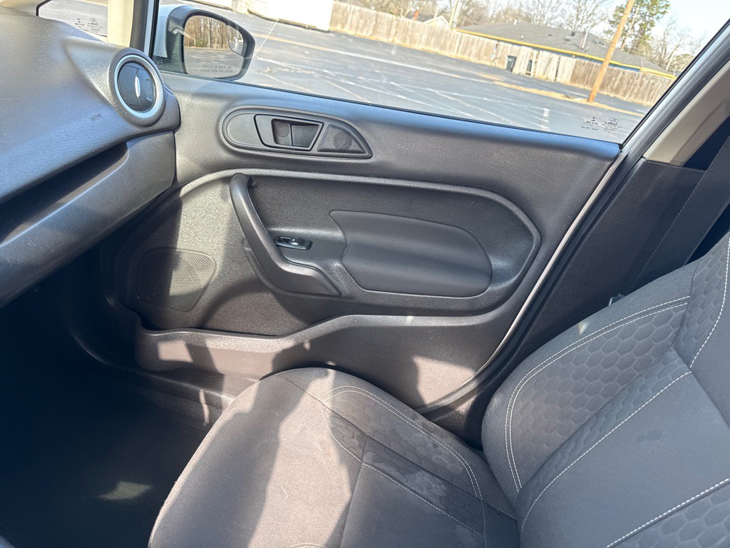 2019 Ford Fiesta Image 37