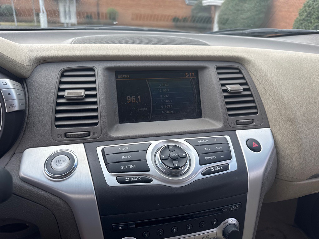 2010 Nissan Murano Image 18