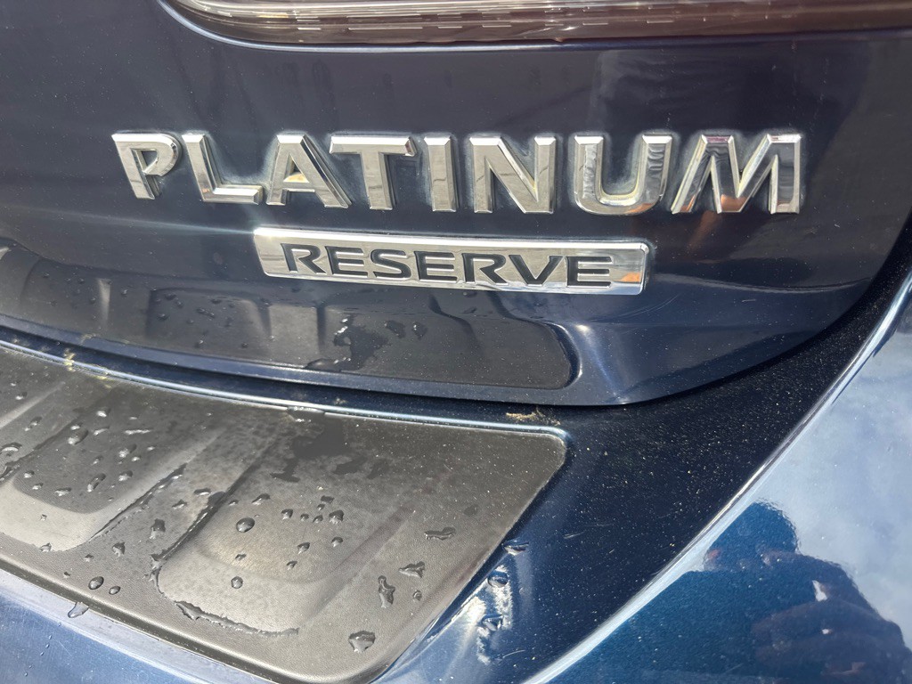 2018 Nissan Armada Image 4