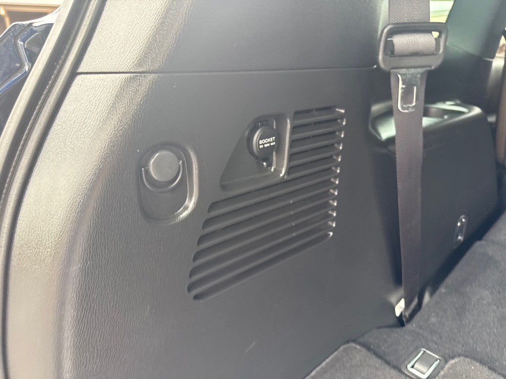 2018 Nissan Armada Image 21