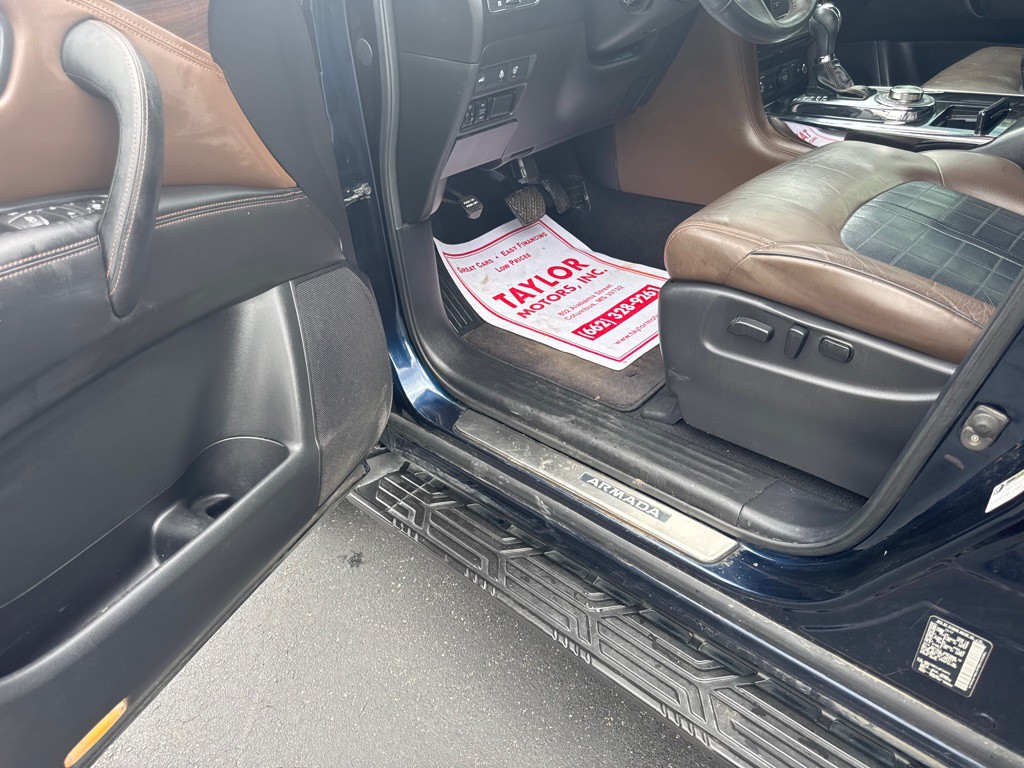 2018 Nissan Armada Image 32