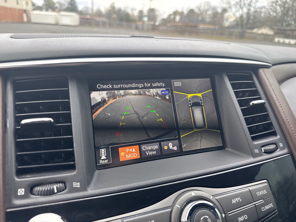 2018 Nissan Armada Image 42