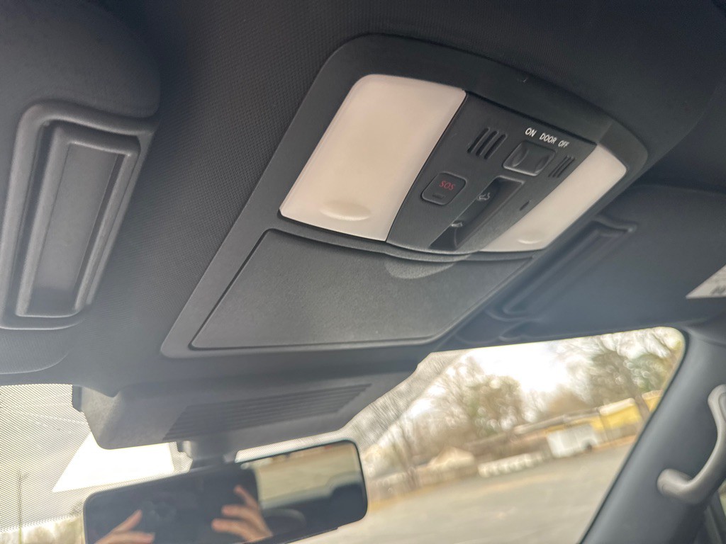 2018 Nissan Armada Image 43