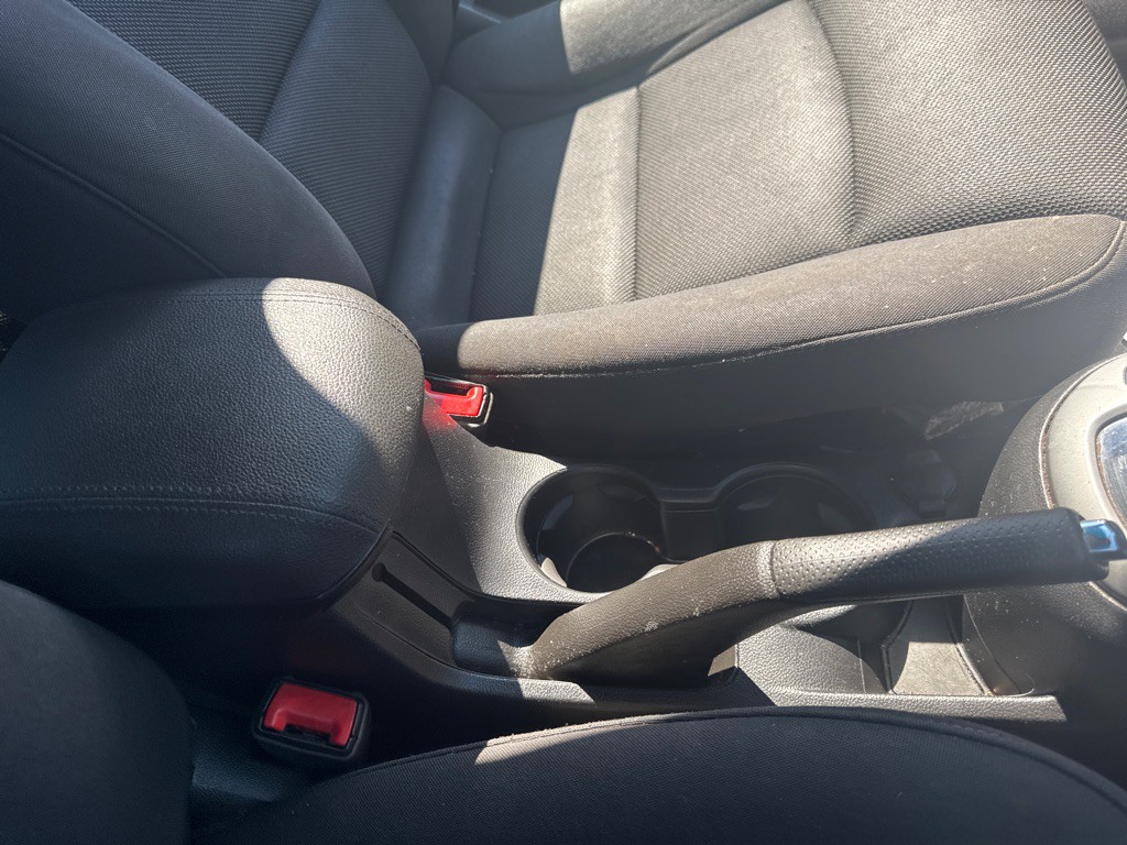 2014 Chevrolet Cruze Image 24