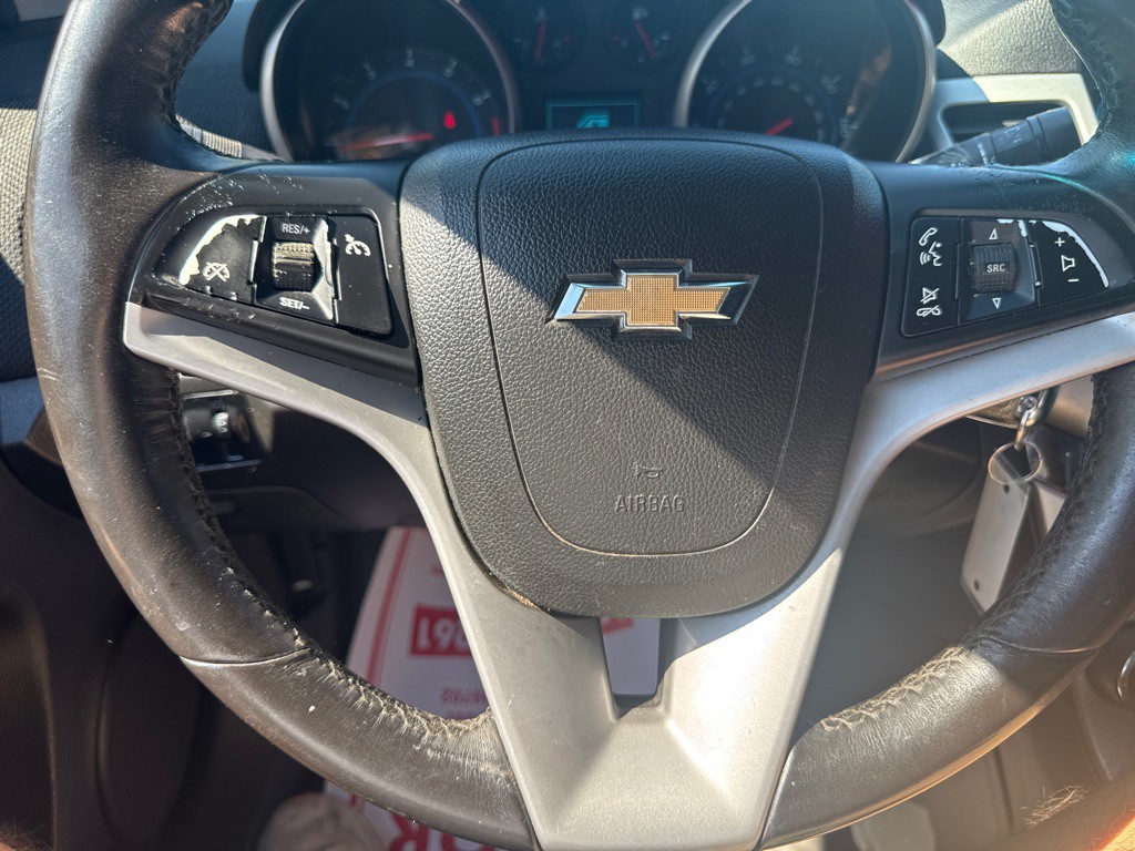 2014 Chevrolet Cruze Image 28
