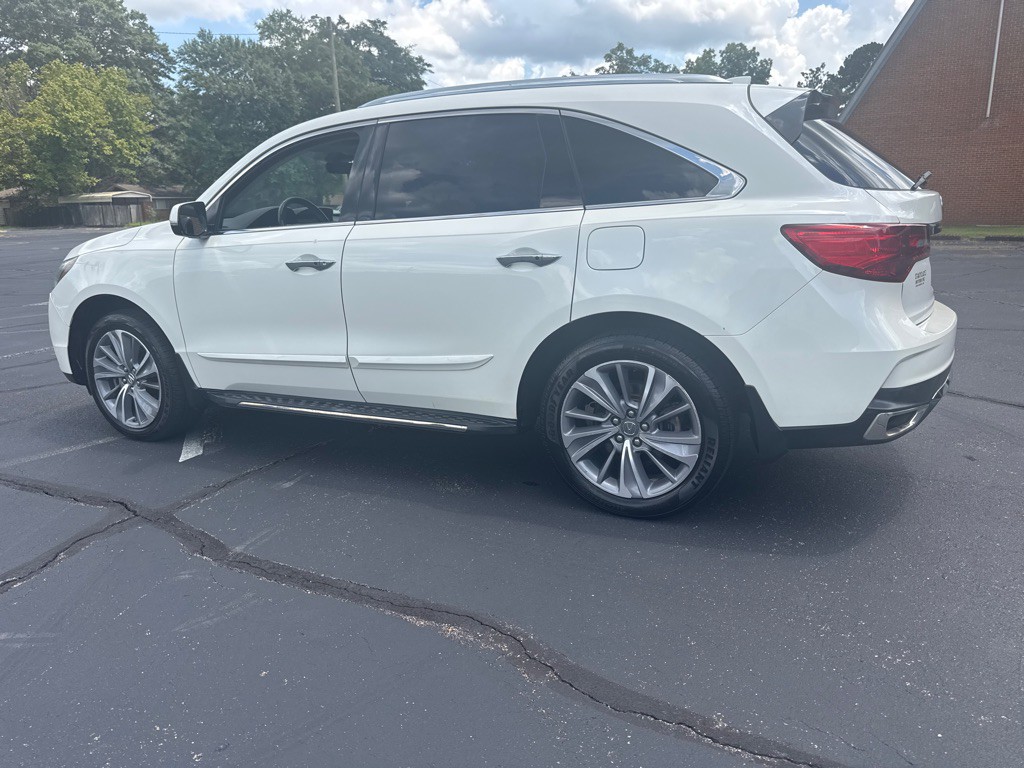 2017 Acura MDX Image 2