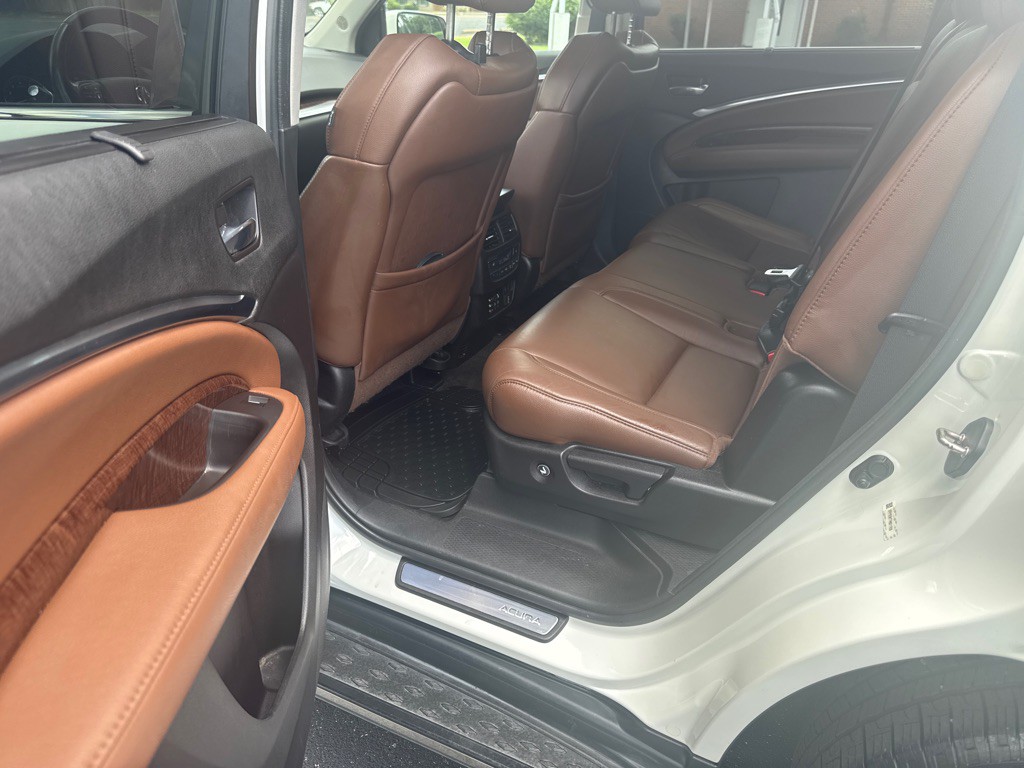 2017 Acura MDX Image 13