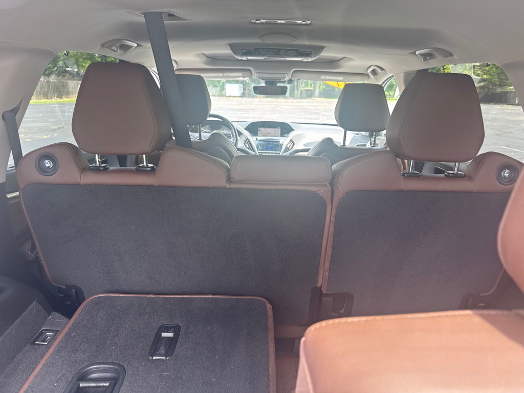 2017 Acura MDX Image 30