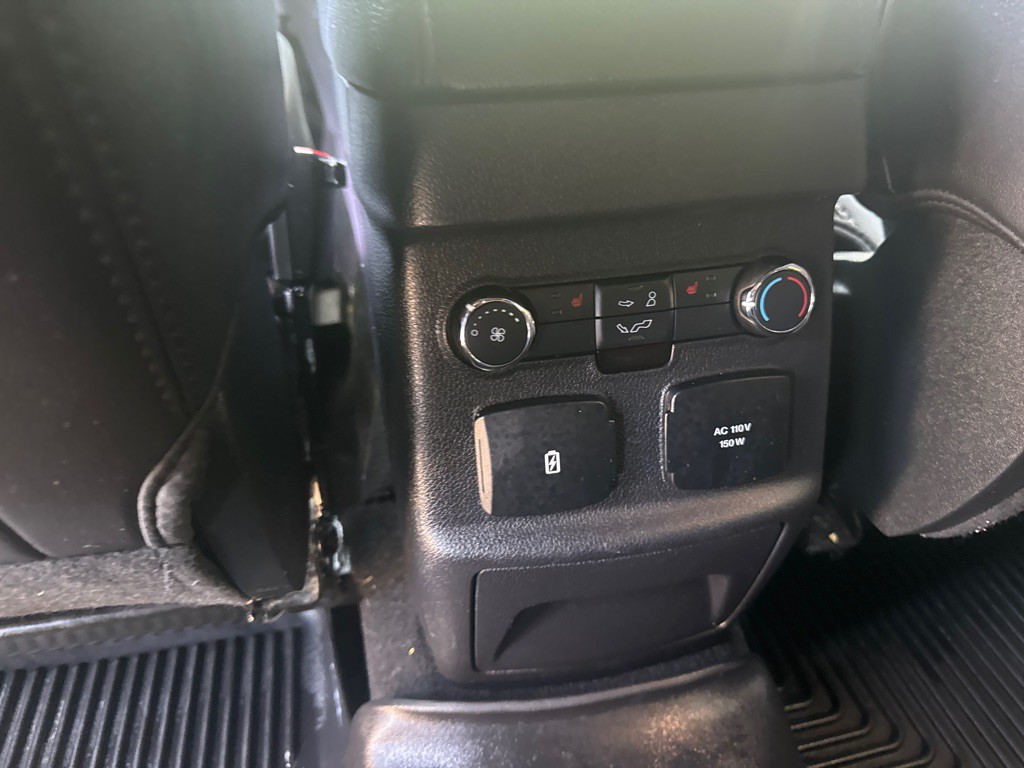 2019 Ford Explorer Image 16