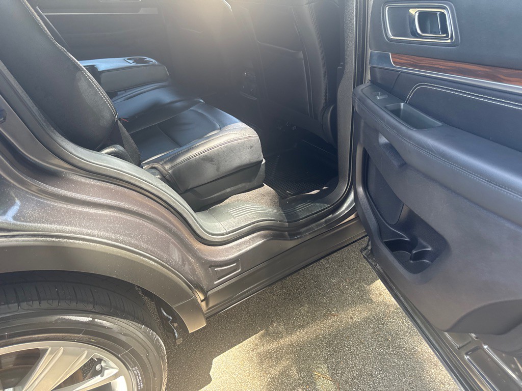 2019 Ford Explorer Image 25
