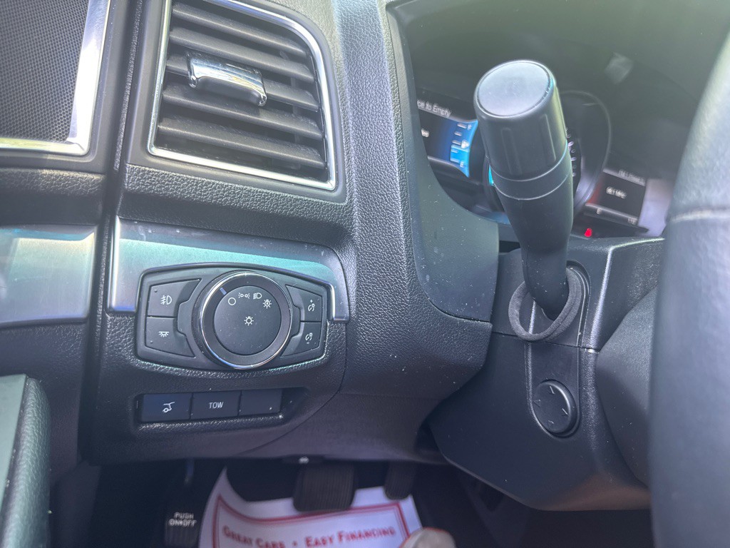 2019 Ford Explorer Image 54