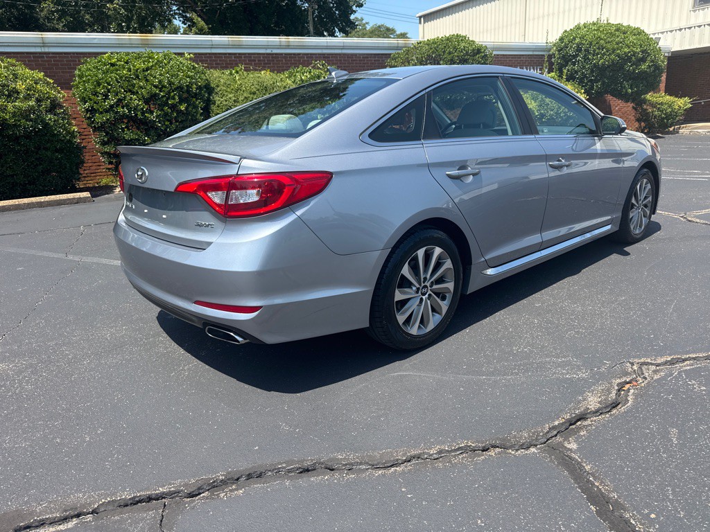 2017 Hyundai Sonata Image 5