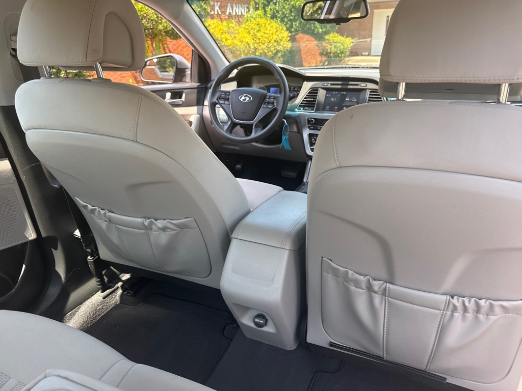 2017 Hyundai Sonata Image 18
