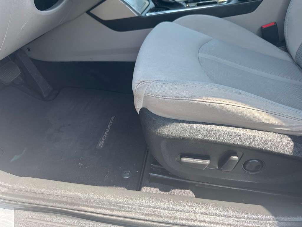 2017 Hyundai Sonata Image 26