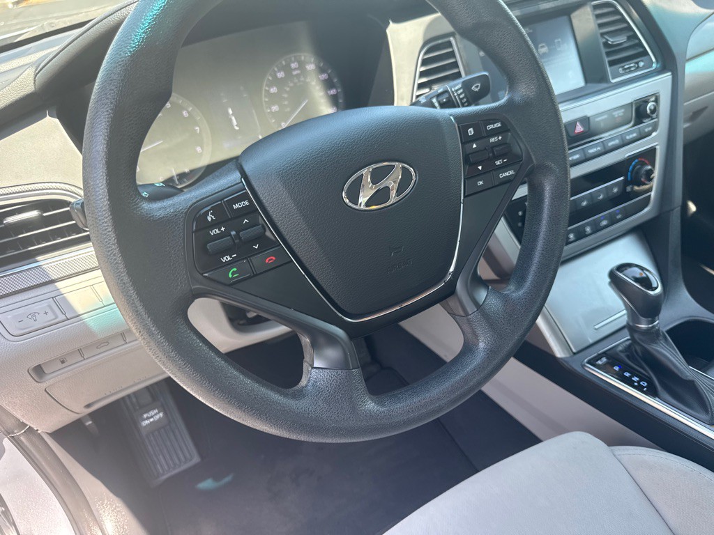 2017 Hyundai Sonata Image 27