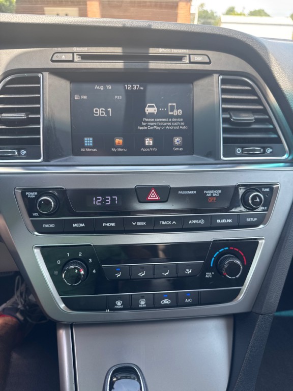 2017 Hyundai Sonata Image 28