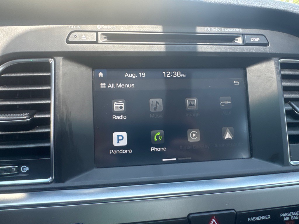 2017 Hyundai Sonata Image 32