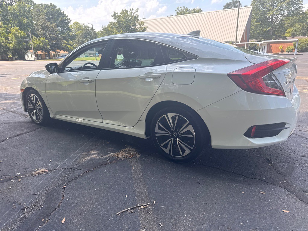 2016 Honda Civic Image 2