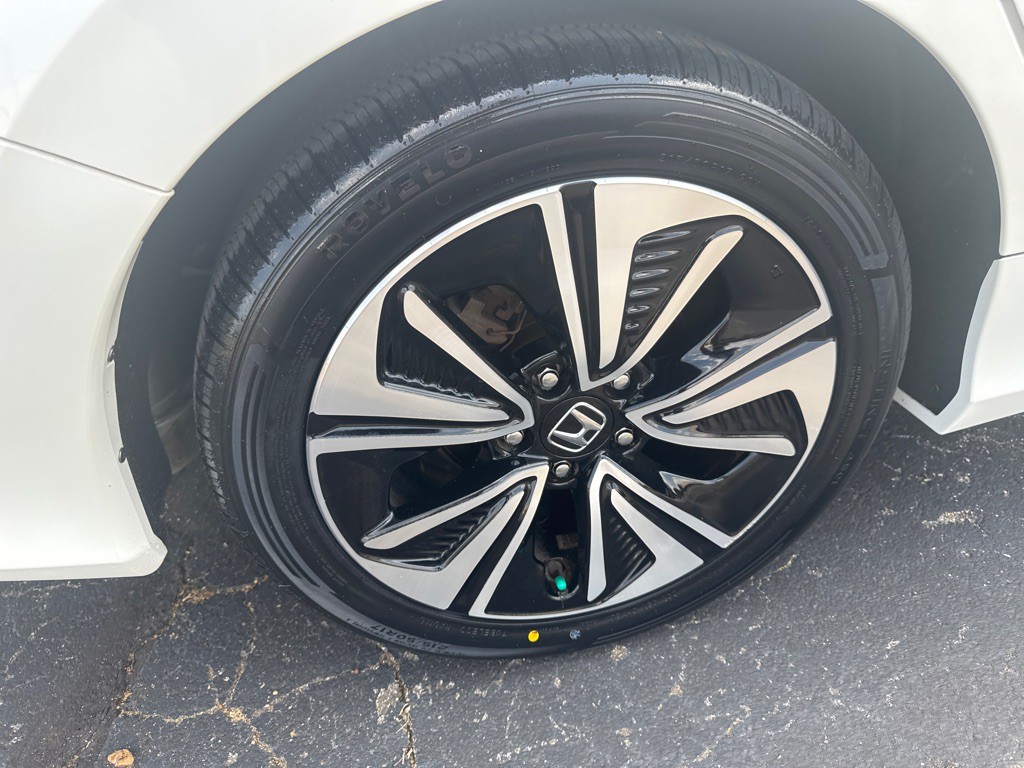 2016 Honda Civic Image 17