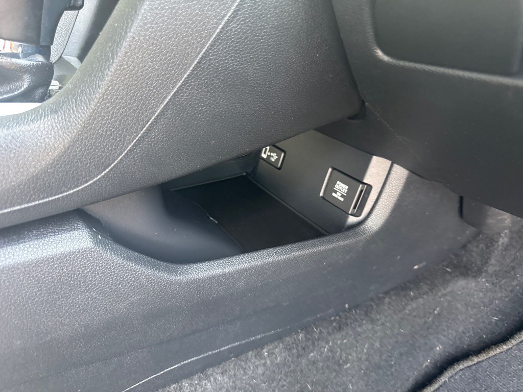 2016 Honda Civic Image 25