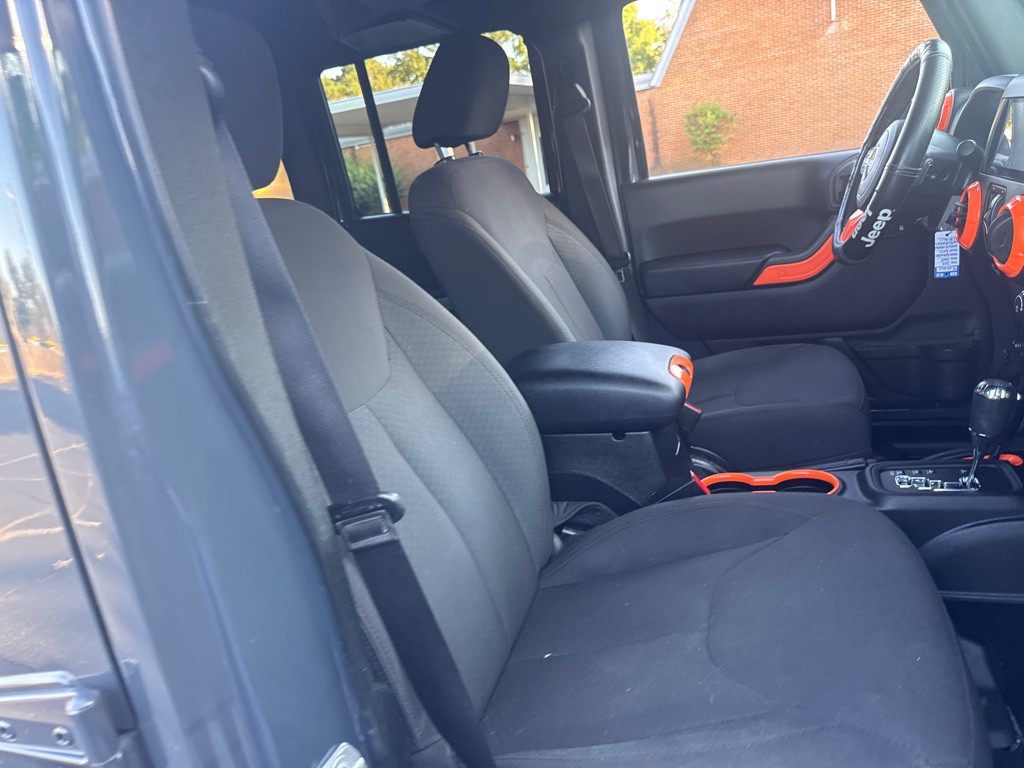 2018 Jeep Wrangler Unlimited Image 34