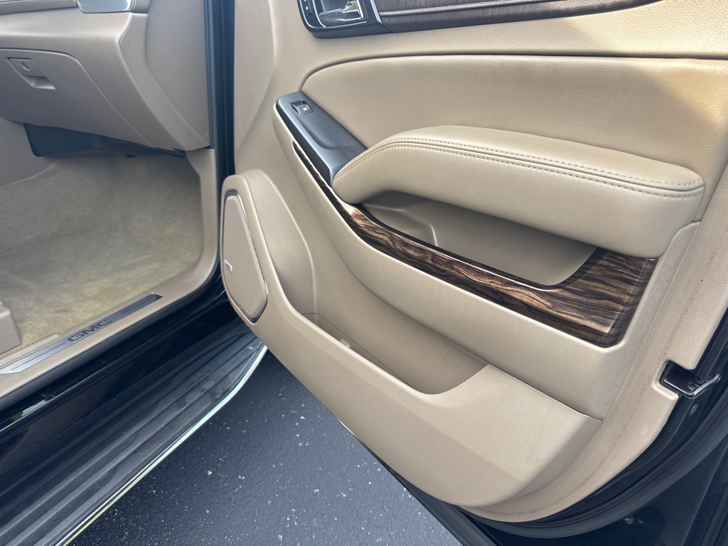2018 GMC Yukon Image 35