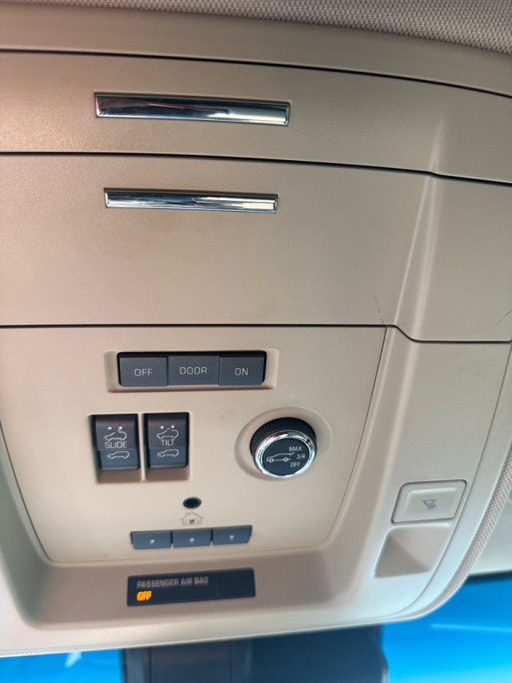 2018 GMC Yukon Image 47