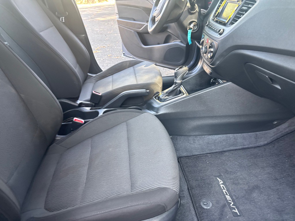 2020 Hyundai Accent Image 22