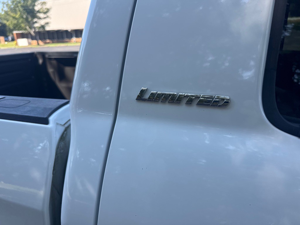 2015 Toyota Tundra Image 6