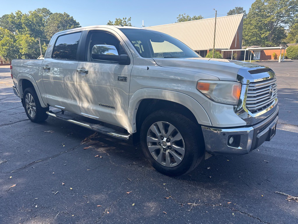 2015 Toyota Tundra Image 8